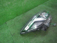 Битая Фара правая Subaru Forester 5 SK (2018-2021) LED