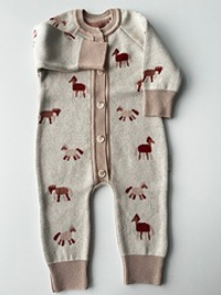 Комбинезон вязаный (лошадки)