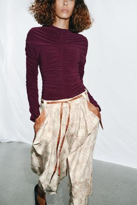 ZARA БОДИ СО СБОРКАМИ, БАКЛАЖАННЫЙ