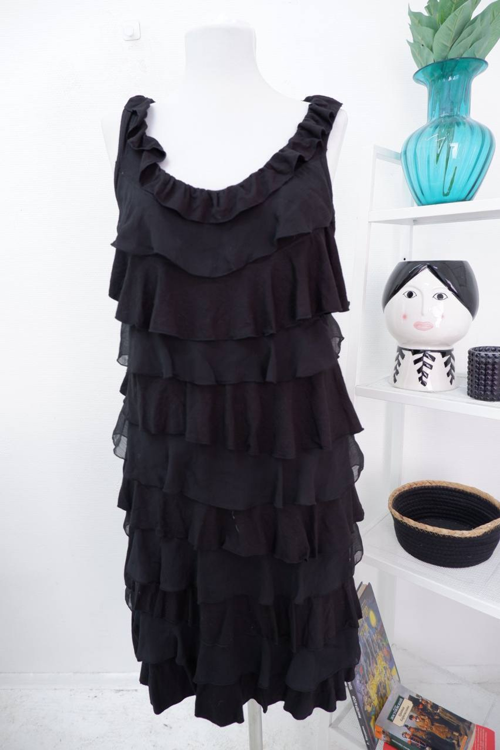 Платье с воланами 46 размер