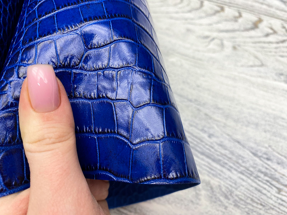 Crocco Bagon Blue (0,8-1,0 мм), цв. Синий, натуральная кожа