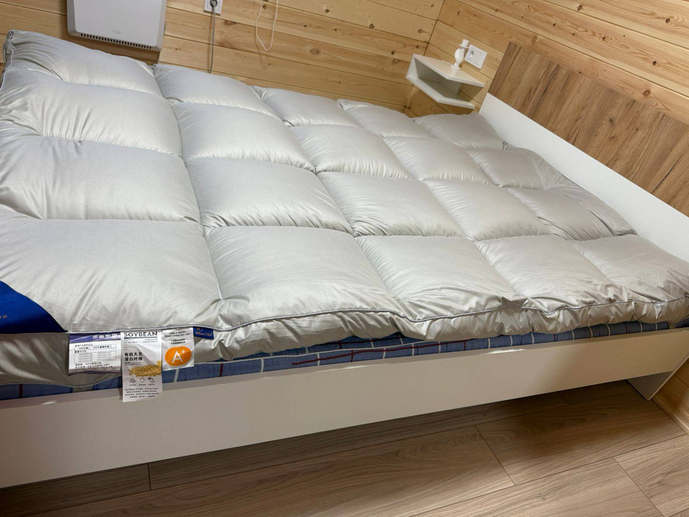 Наматрасник Hilton Villa