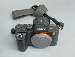 Sony A7 II Отходит шлейф экрана 192000 кадров