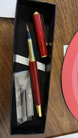 Подарочный набор из 1 уникальной ручки-кисти + картридж с чернилами + подарочный пенал (для леттеринга, каллиграфии, рисования)