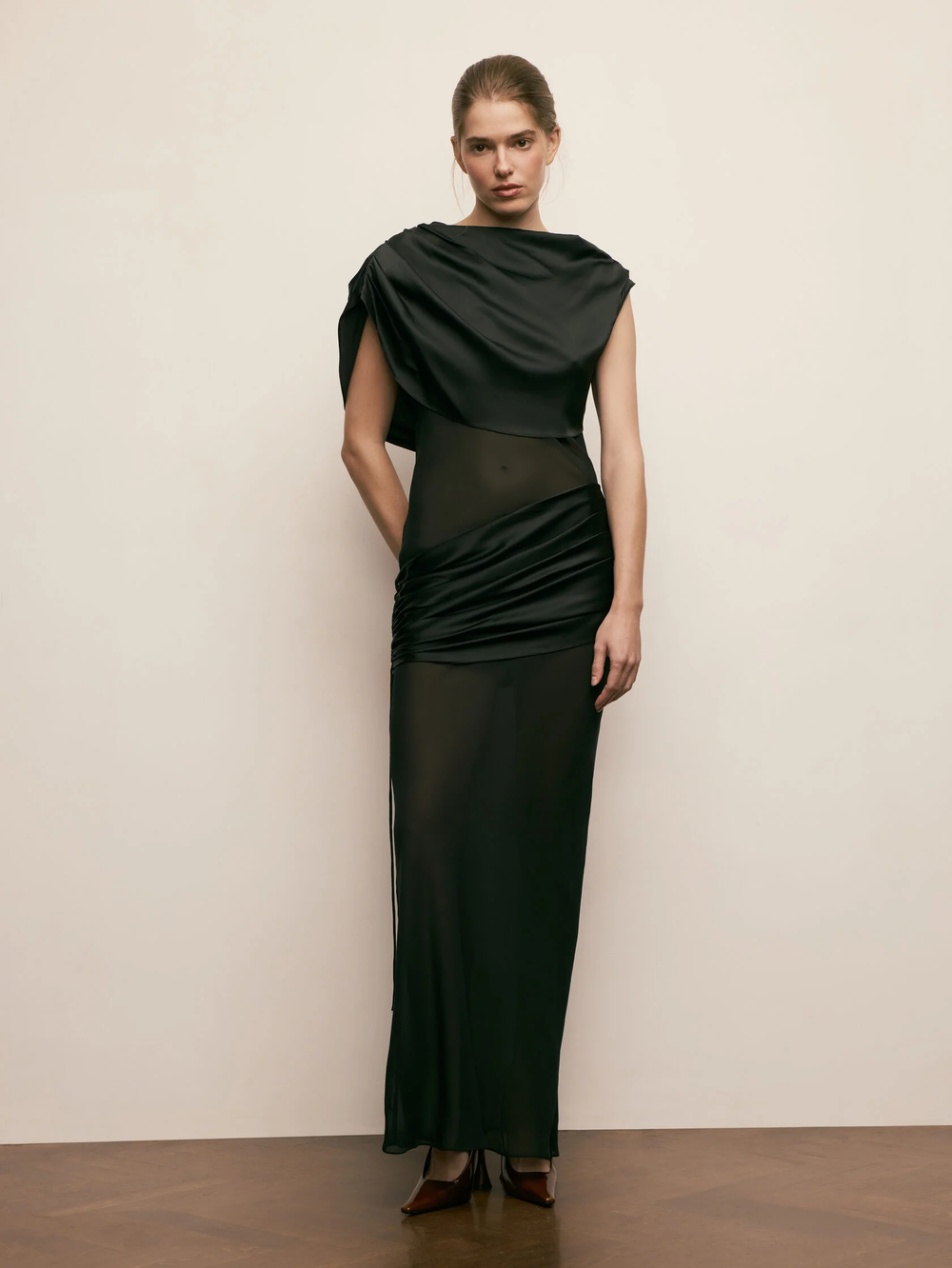 Длинное платье с прозрачной юбкой черное Moonlight Illusion