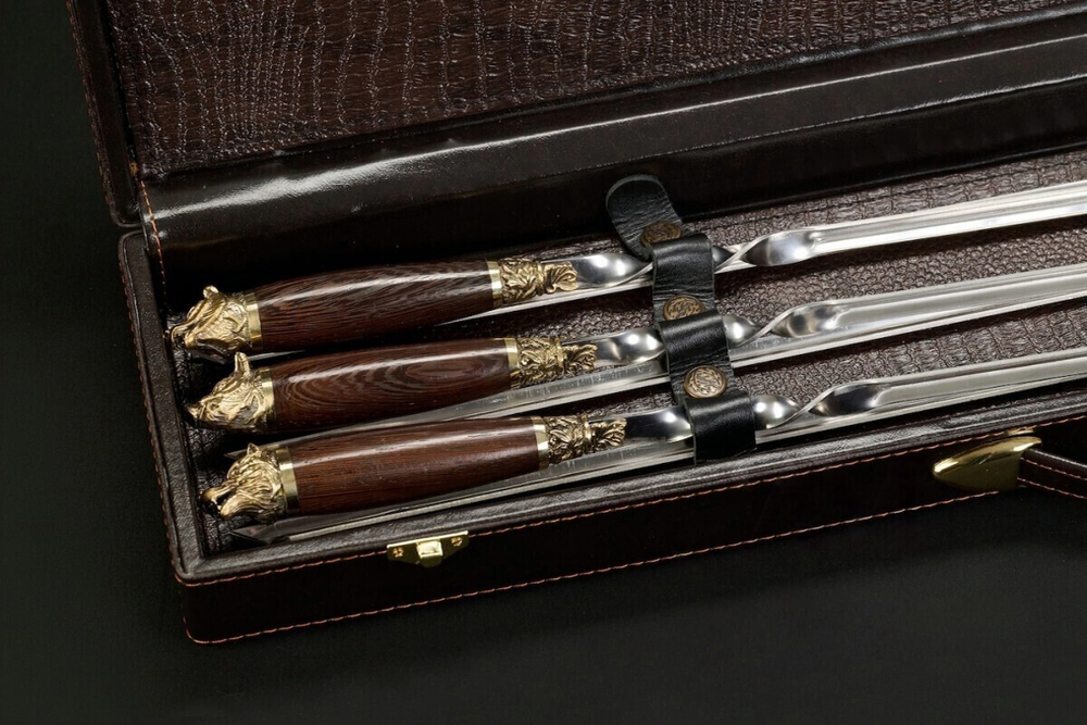 Подарочный набор шампуров в кейсе "Звери лесные"