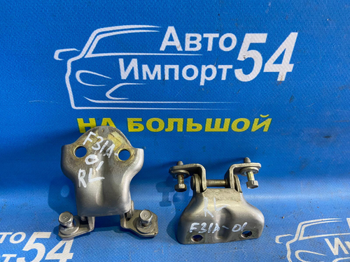 Петля двери задней левой MITSUBISHI DIAMANTE 1996