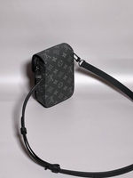 Сумка через плечо Louis Vuitton