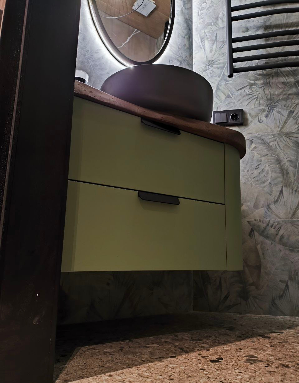 Тумба с раковиной подвесная