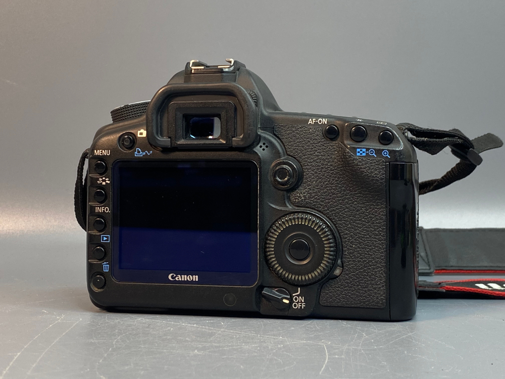 Canon 5D Mark II 235.000 Кадров