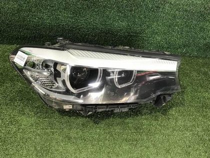 Фара правая BMW 5er G30 (2017-2020) LED