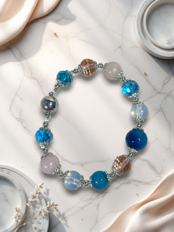 Браслет из бусин с магнитной застежкой