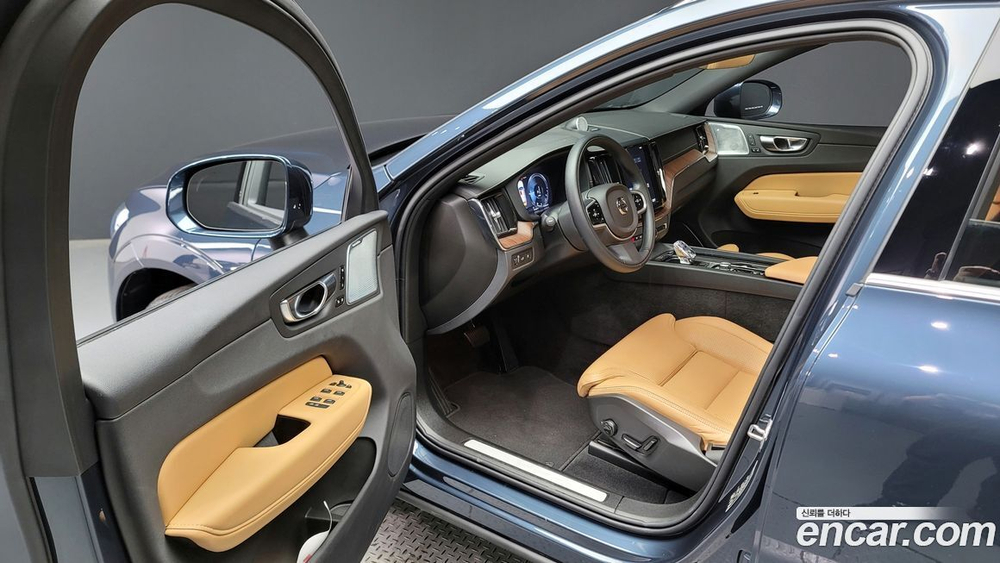Volvo XC60 2 Generation T8 Inscription (04.2021)