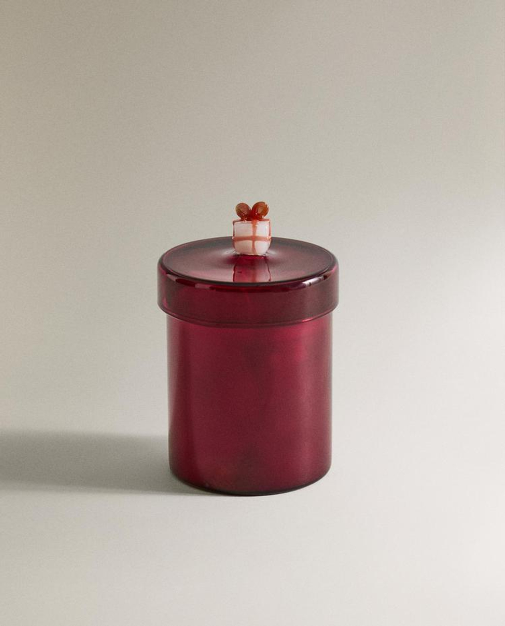 ZARA HOME АРОМАТИЗИРОВАННАЯ СВЕЧА ИЗ БОРОСИЛИКАТА В ВИДЕ ИМБИРНОГО ПРЯНИКА