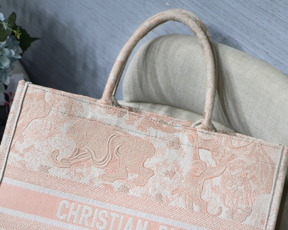 Christian Dior Book Tote 42 cm