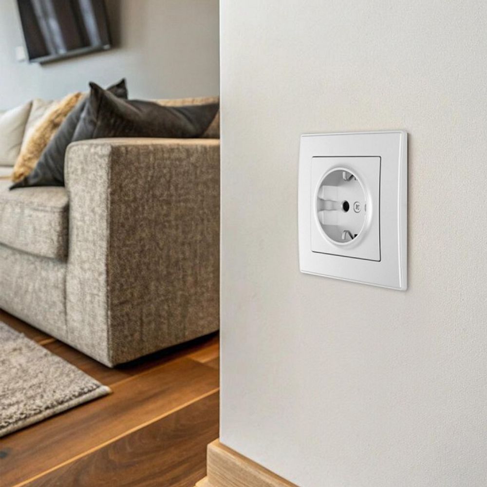 Розетка с заземлением и со шторкой Arte Milano SET06-1 SET06-1-40-1 silver