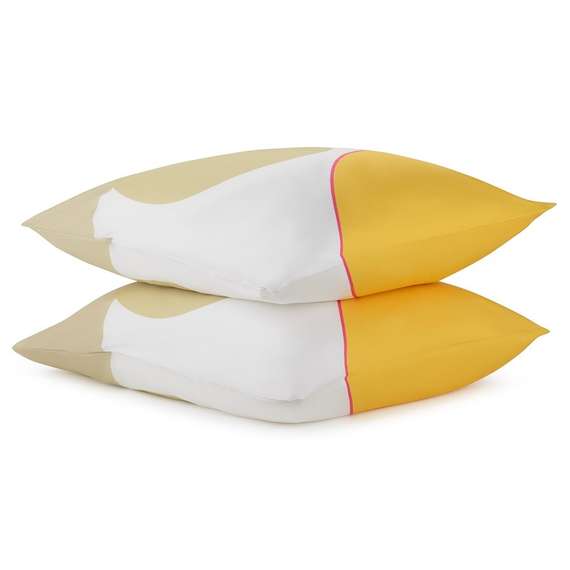 Набор из двух наволочек из сатина  горчичного цвета с авторским принтом Freak Fruit 70х70 см