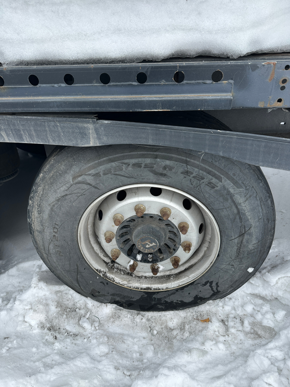 BONUM 9142* Полуприцеп шторный 914296-04 (длина 13,62 м., 38 000 кг)
