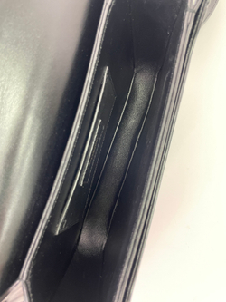 Сумка Saint Laurent Medium Solferino Shoulder Bag