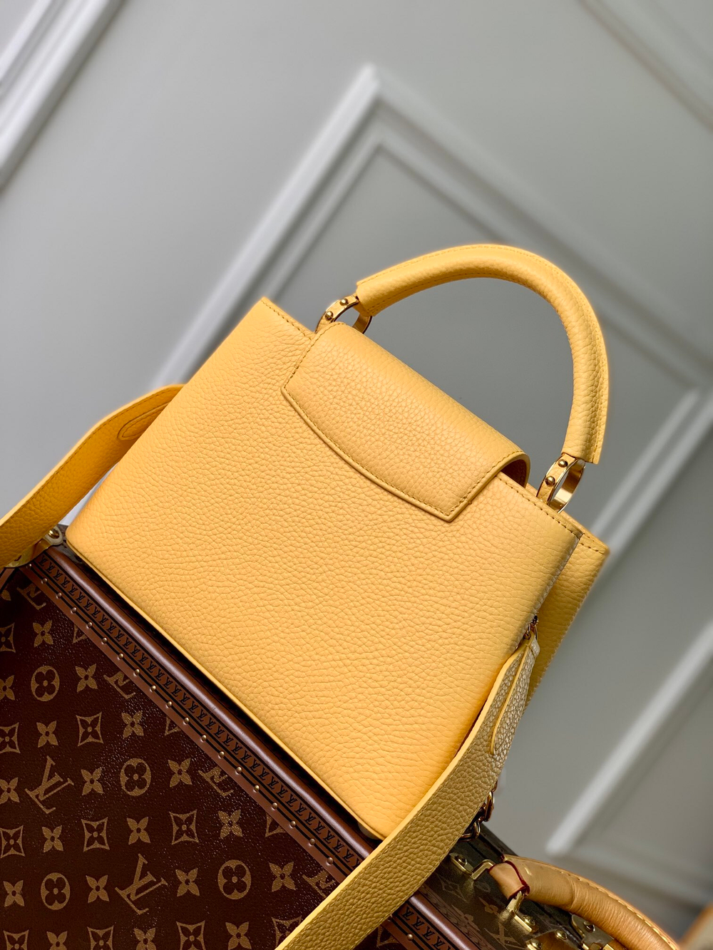 Louis Vuitton Capucines BB