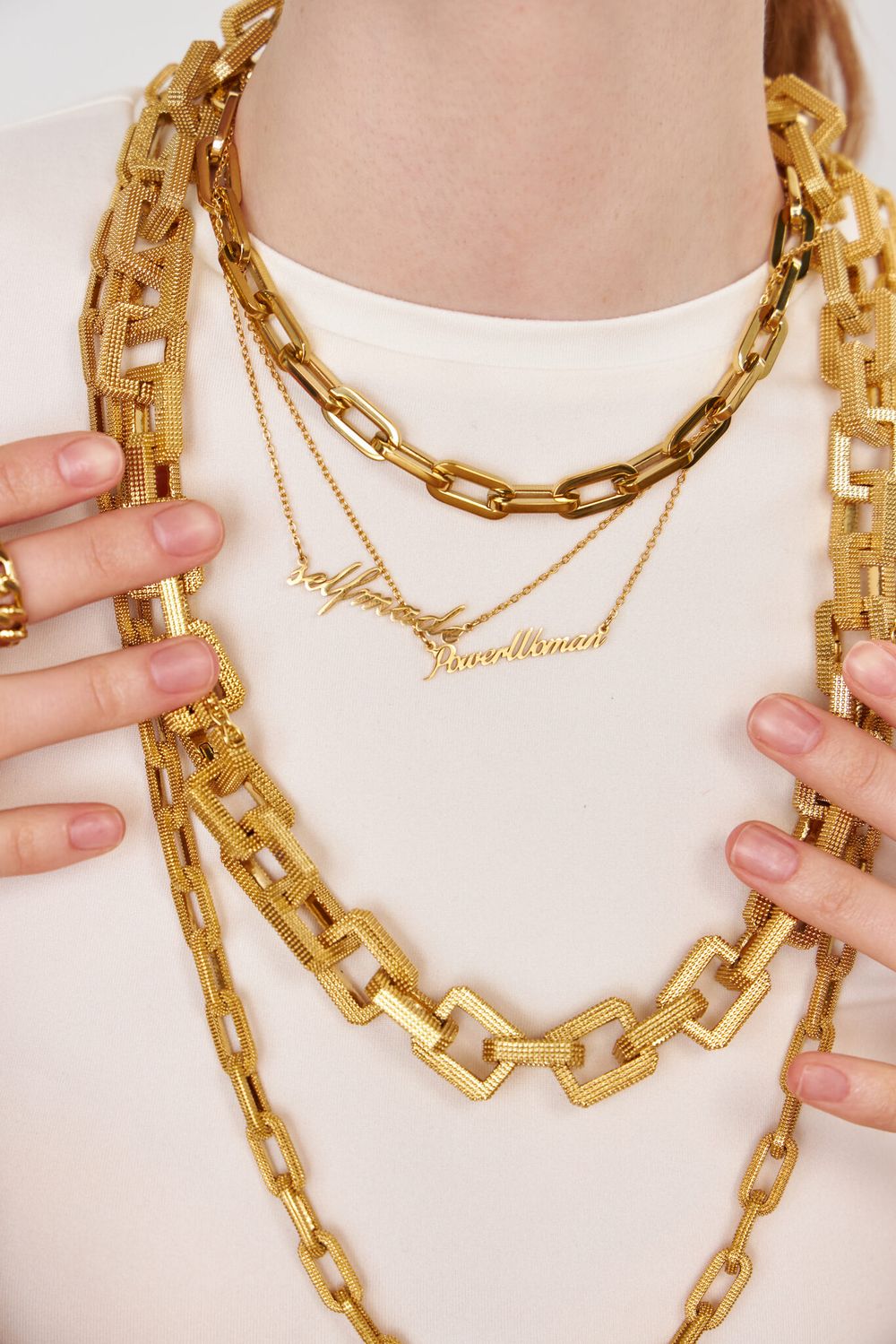 КОЛЬЕ POWERWOMAN