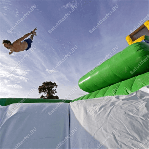 Надувная водная горка «Большой трамплин» 15*8*9 м