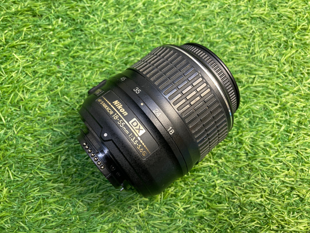 Nikon D3000 Kit 18-55mm Покупка/Продажа