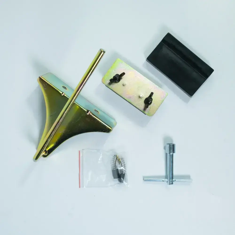 Электрорубанок Makita 82MM 620W