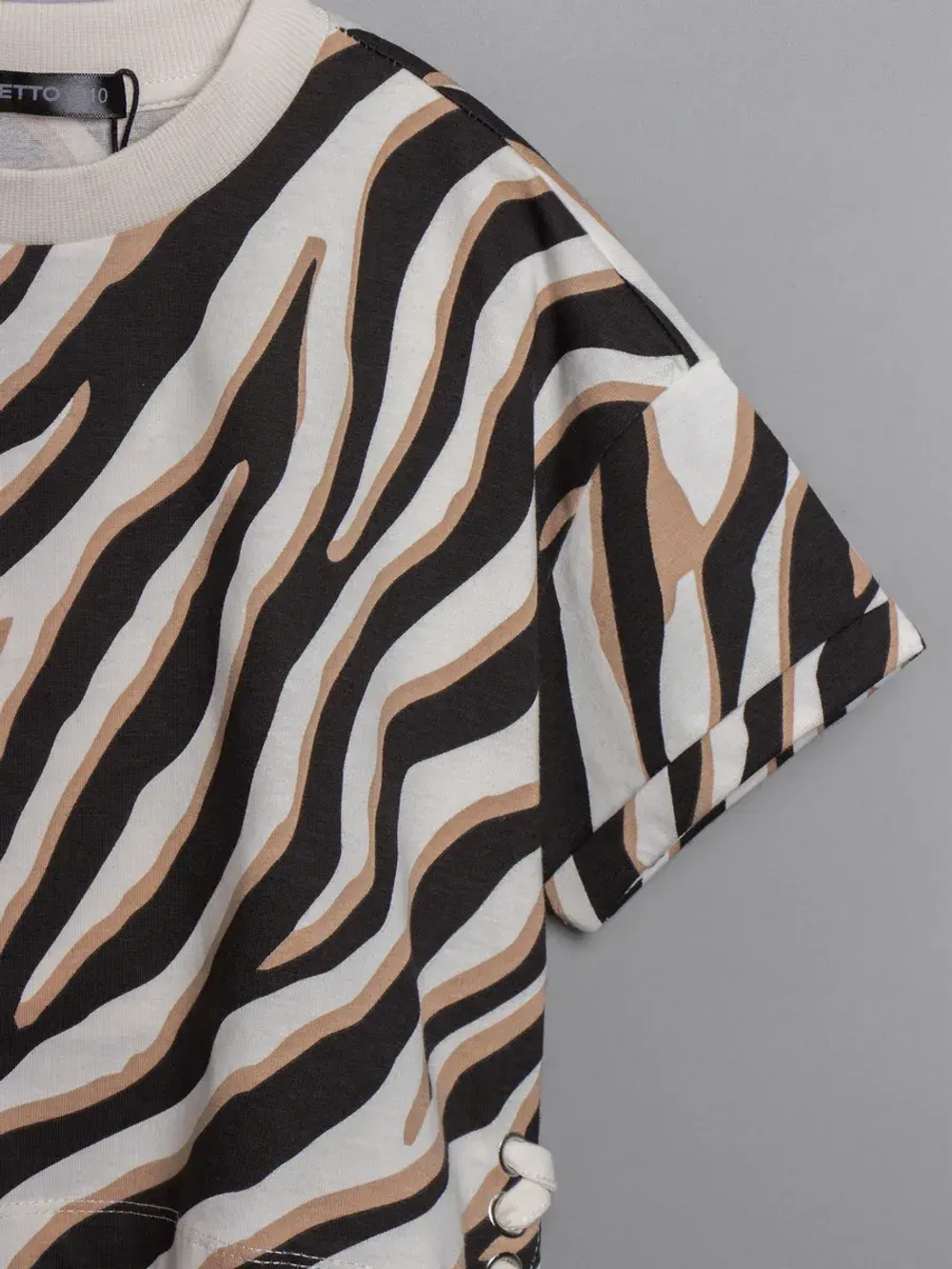 Костюм в садик, футболка и юбка