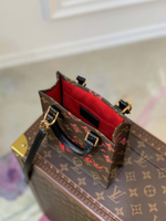 Louis Vuitton Petit Sac Plat
