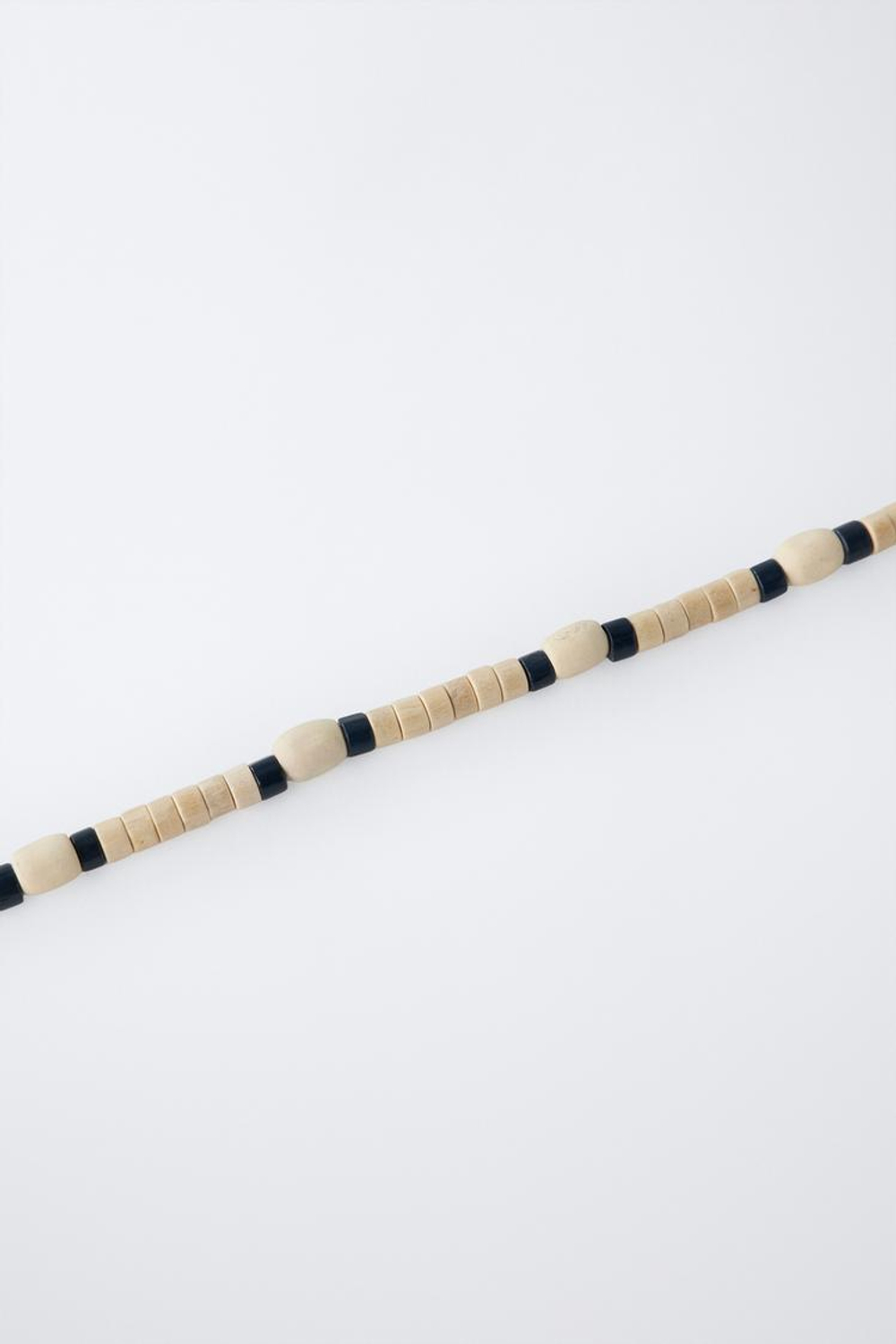 ZARA НАБОР ИЗ ДВУХ ОЖЕРЕЛЕЙ ИЗ ДЕРЕВЯННЫХ БУСИН, ЧЕРНЫЙ/БЕЛЫЙ