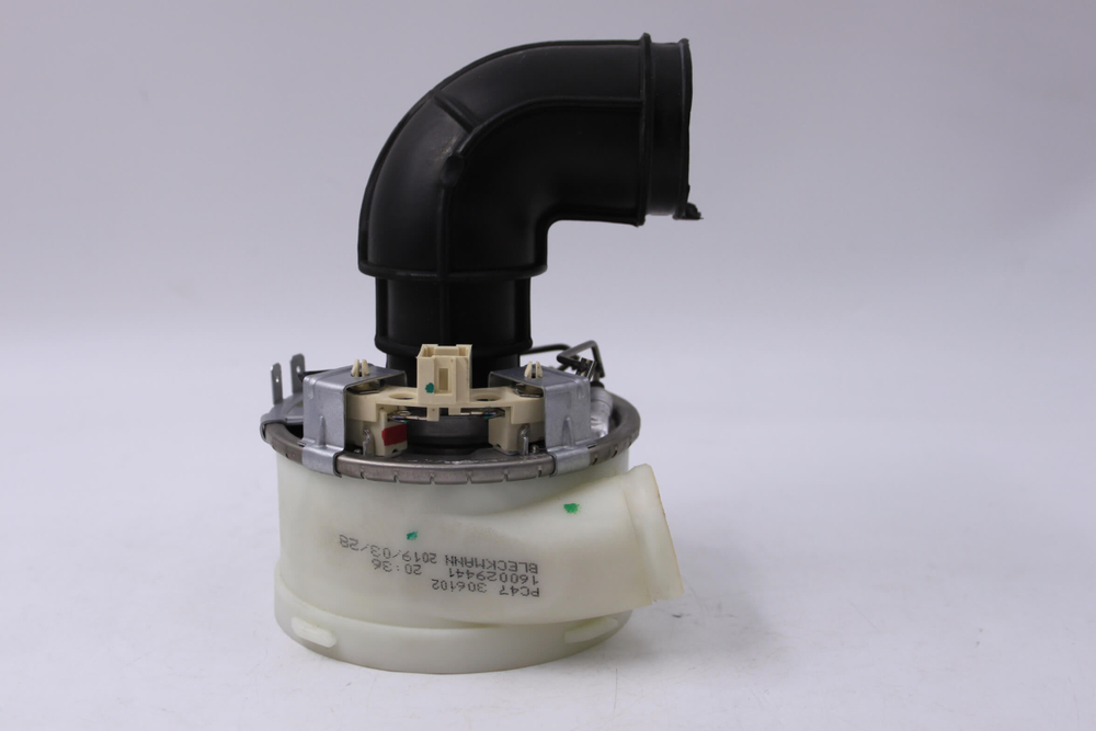 ТЭН проточный посудомоечной машины 160029441 с патрубком