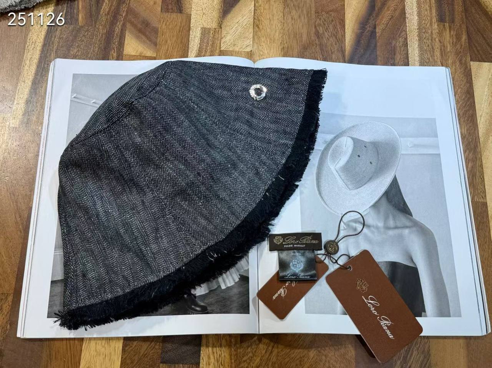 Панама Loro Piana