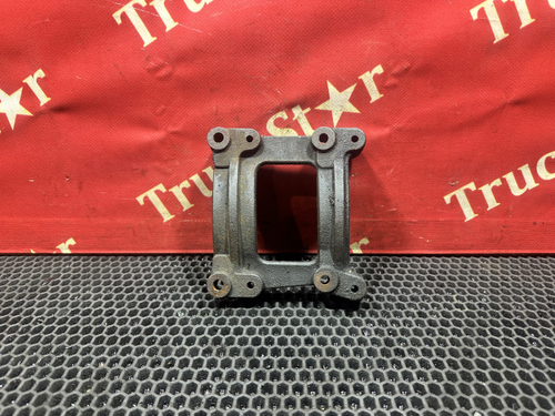 Кронштейн компрессора кондиционера 2021г