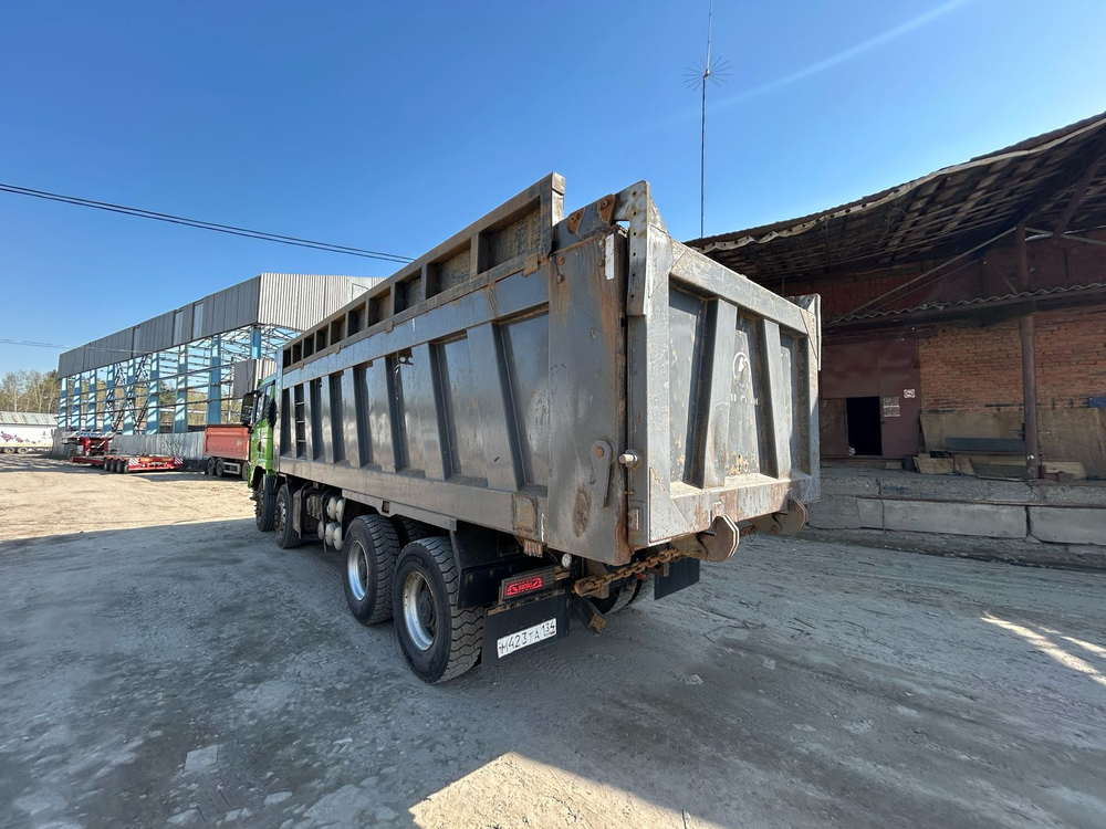 Shacman (Shaanxi) SX* 8x4 Самосвал SX331863366 (Дизельный, 12,5 л, 544 л.с., МТ)