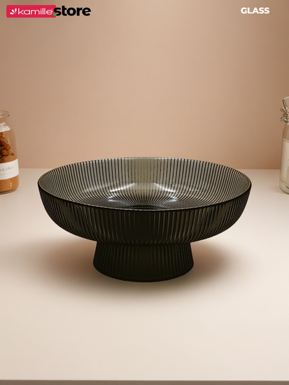 Блюдо из стекла 20 см. на ножке с золотой обводкой