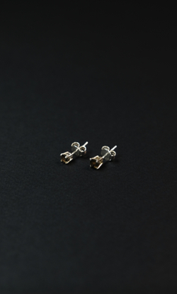 Серьги пуссеты "Memo about Career" из раухтопаза с серебром 925