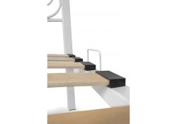 Полутораспальная кровать Викси 140х200 белая