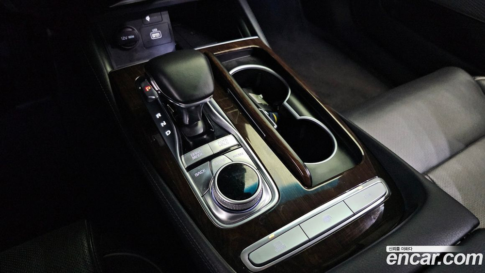 Kia The K9 (Quoris/K900) 3.8 GDI (12.2019)