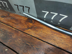 Молдинг стекла переднего левого Toyota Camry XV70 17-нв Б/У Оригинал 7572033170