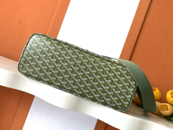 Goyard Capetien MM Messenger Bag