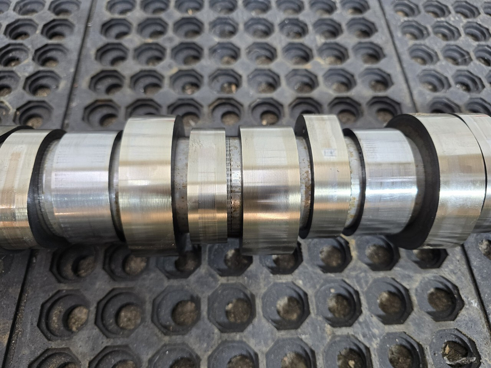 Распредвал D13