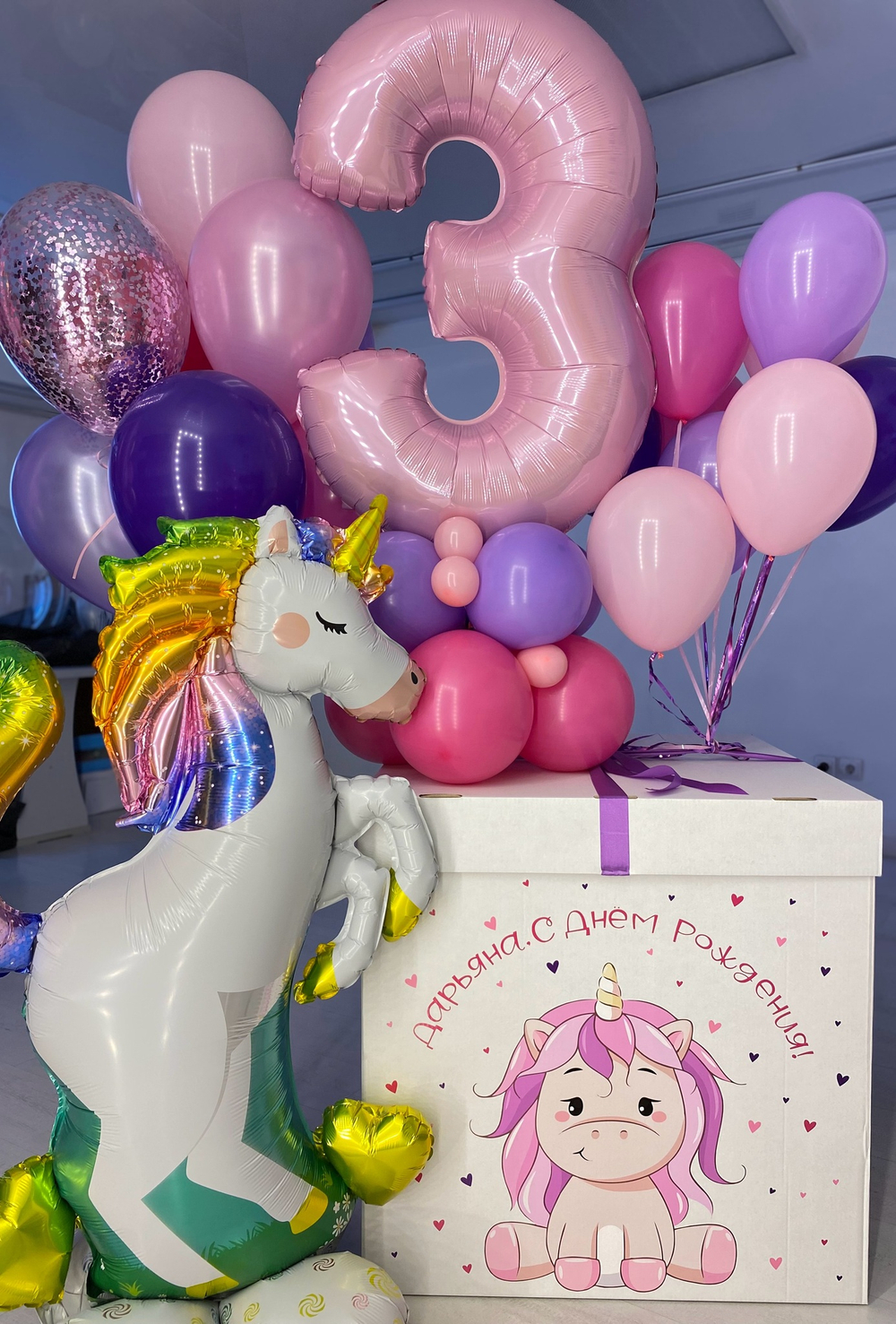 Воздушные шары в коробке Единорог №344