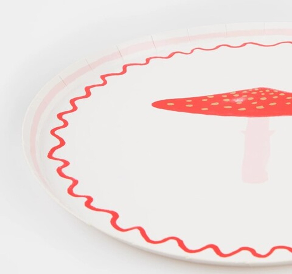 Тарелки маленькие "Мухоморы" 8 шт.
