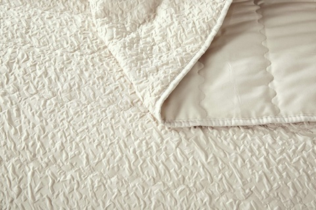 Покрывало 160х220 и наволочка 50х70 Sofi De MarkO Надин молоко