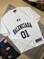 Футболка Balenciaga