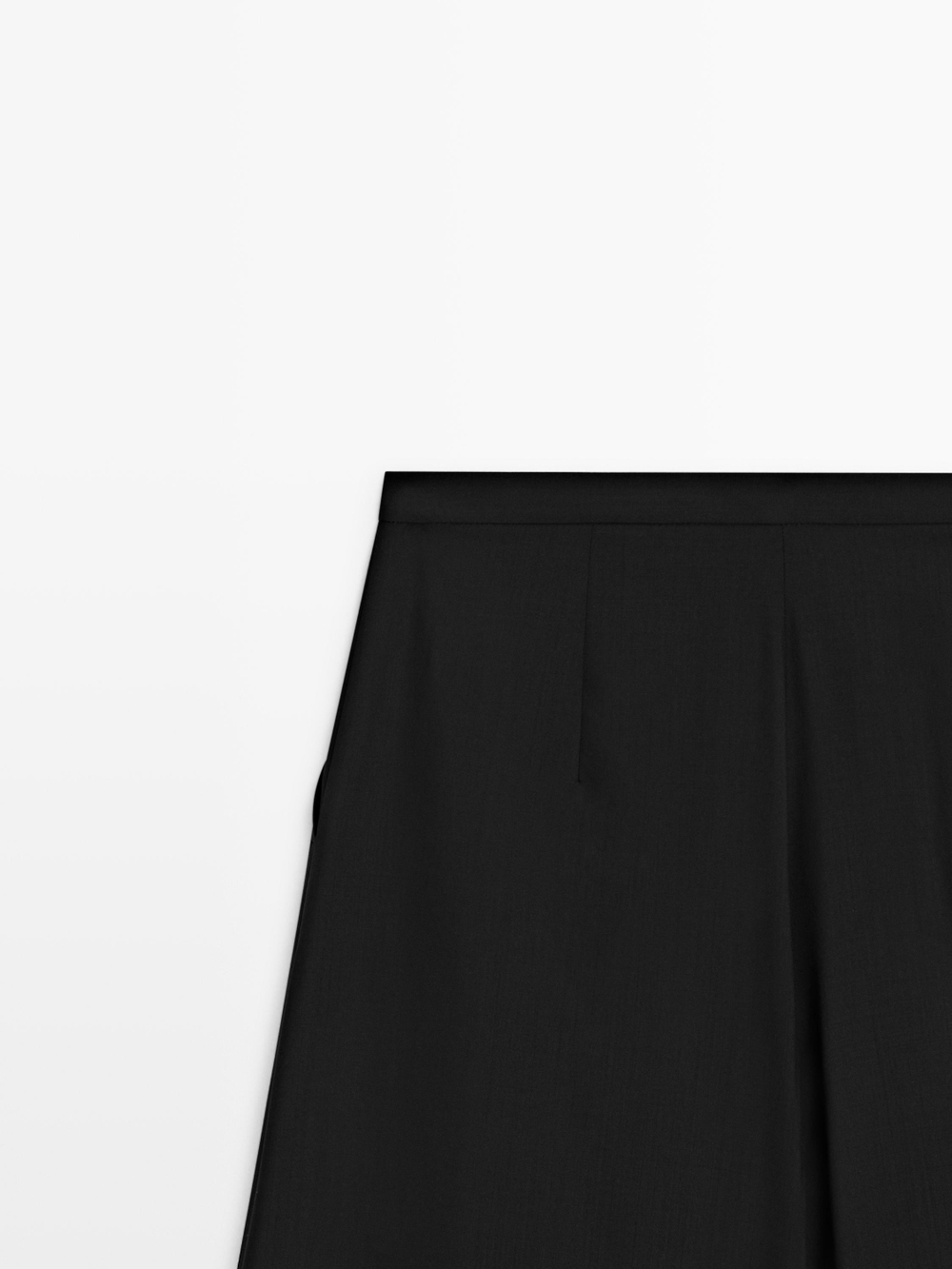 Massimo Dutti Свободные брюки с вытачками, черный