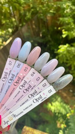 Луи Филипп Rubber Base Opal - Камуфлирующая база