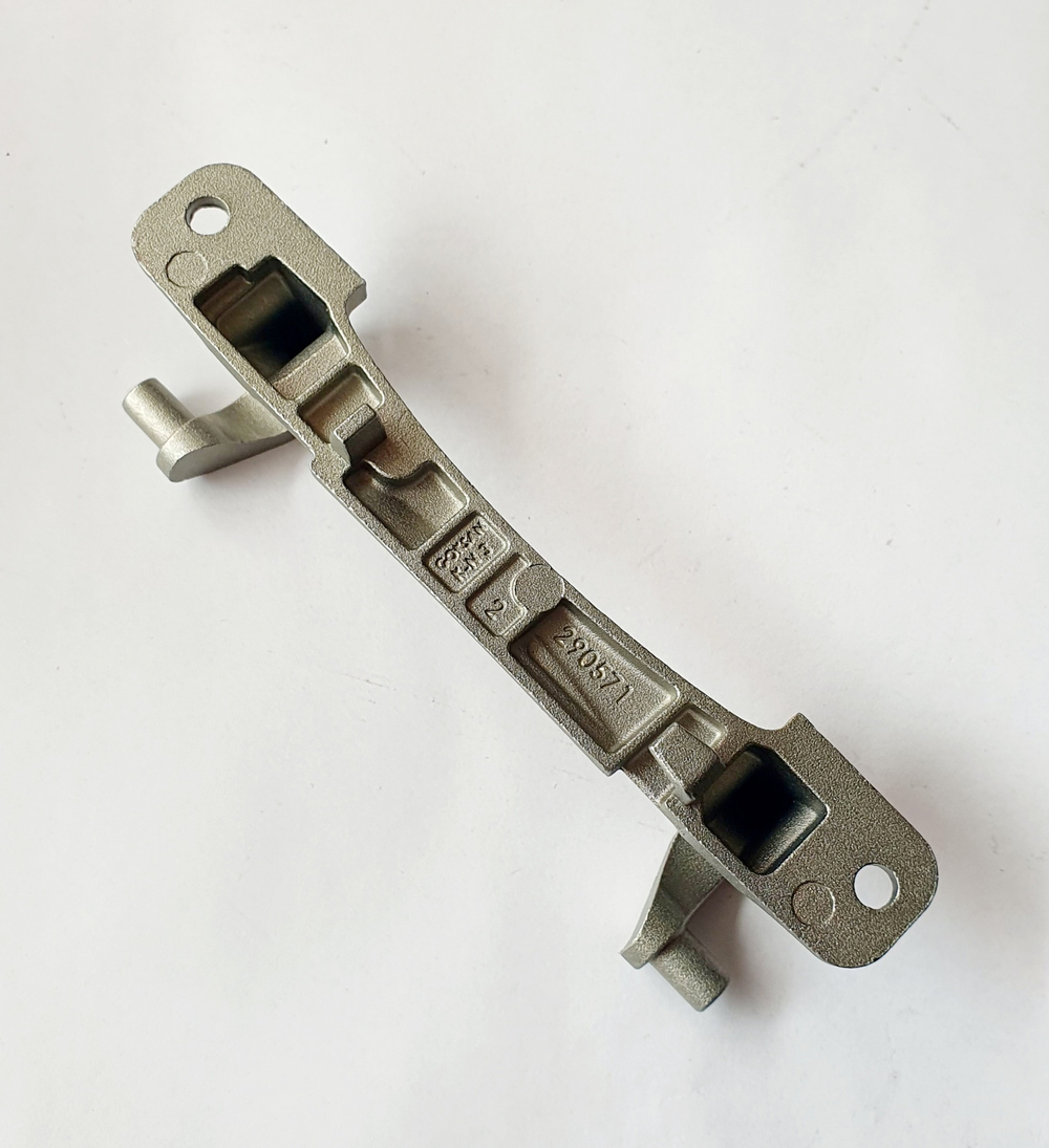 Петля люка стиральной машины БЕКО  2905710100