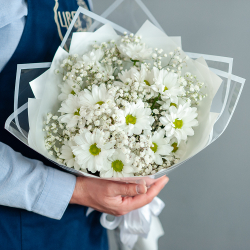 Воздушный букет с ромашками